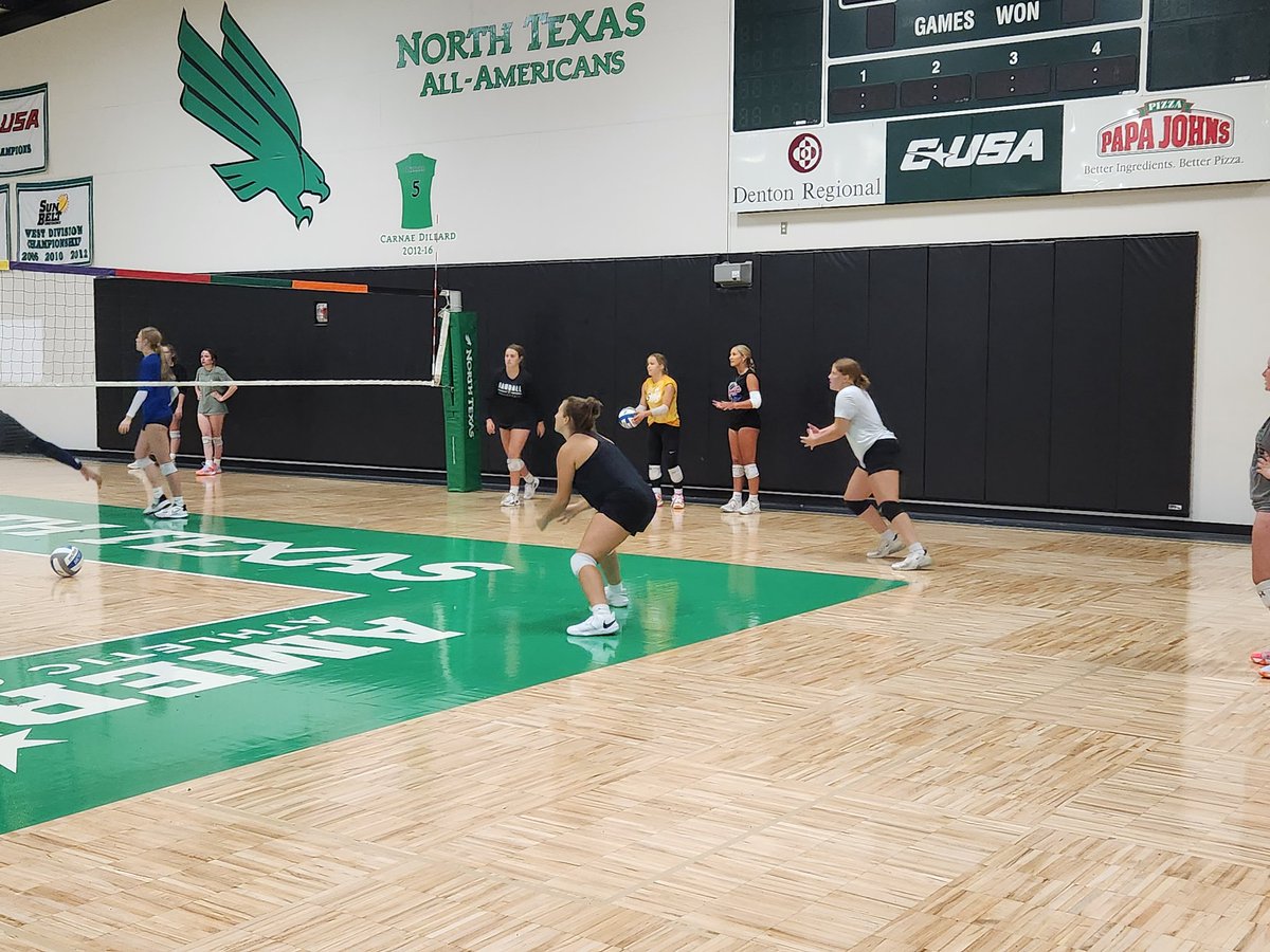 UNT CAMP: Getting ALOT of vball in!!! Girls are putting in the work. #GOALS