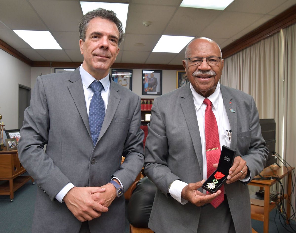 slrabuka's tweet photo. @ambafrancefj However, due to the effects of time, the insignia needed replacement. Following the end of the parliamentary sitting on 14 July, I was presented with a new medal to replace the previous one by the French Ambassador to Fiji His Excellency François-Xavier Léger. https://t.co/ozTAVnRAcP