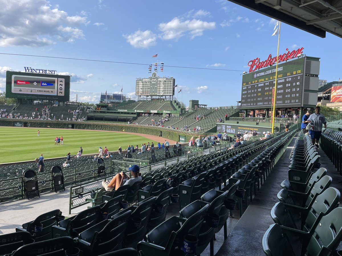 JLev8's tweet photo. My view tonight from sec 229, row 7 https://t.co/BD1CSgUAdS