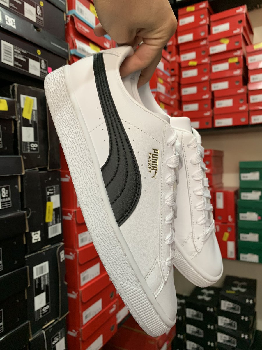 looktrendy's tweet photo. Puma Basket Classic XXI 

#sneakerhead https://t.co/q2wdO4LXa8
