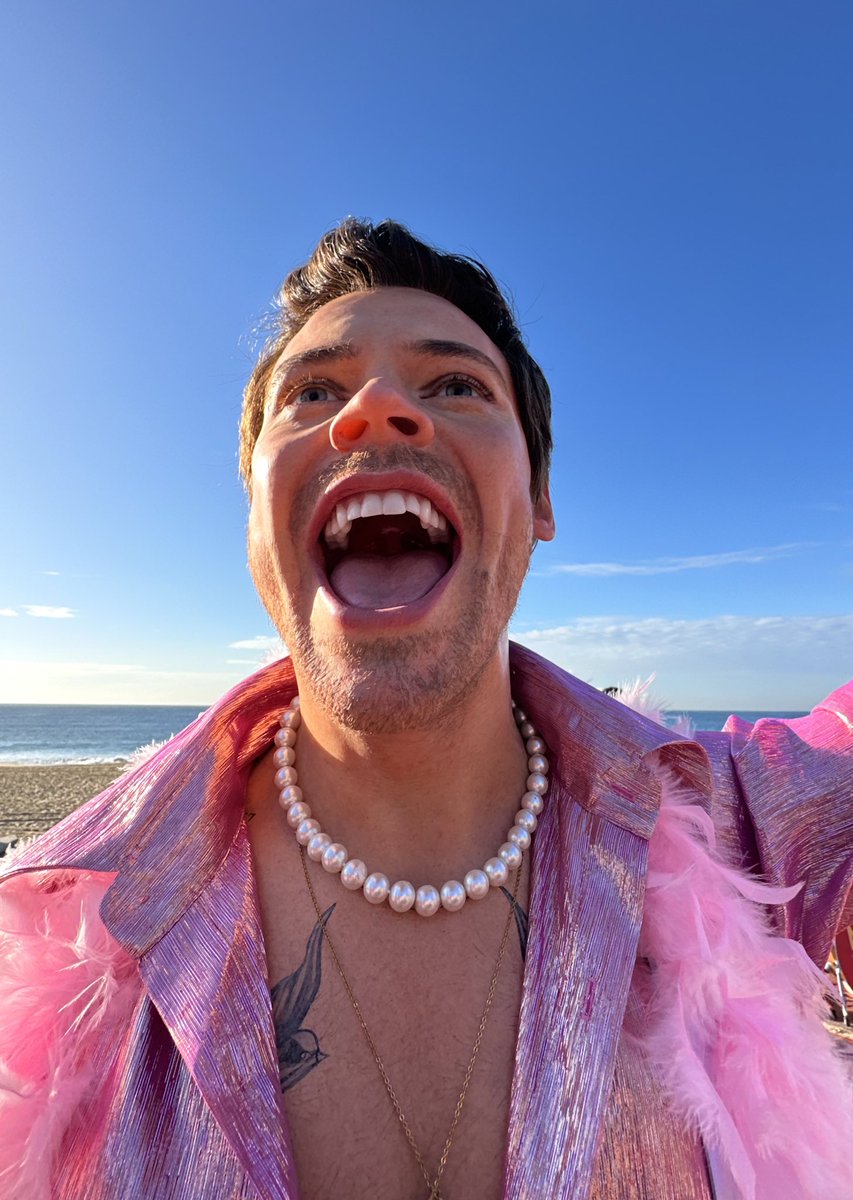 kayla-on-twitter-good-morning-starshine-the-earth-says-hello