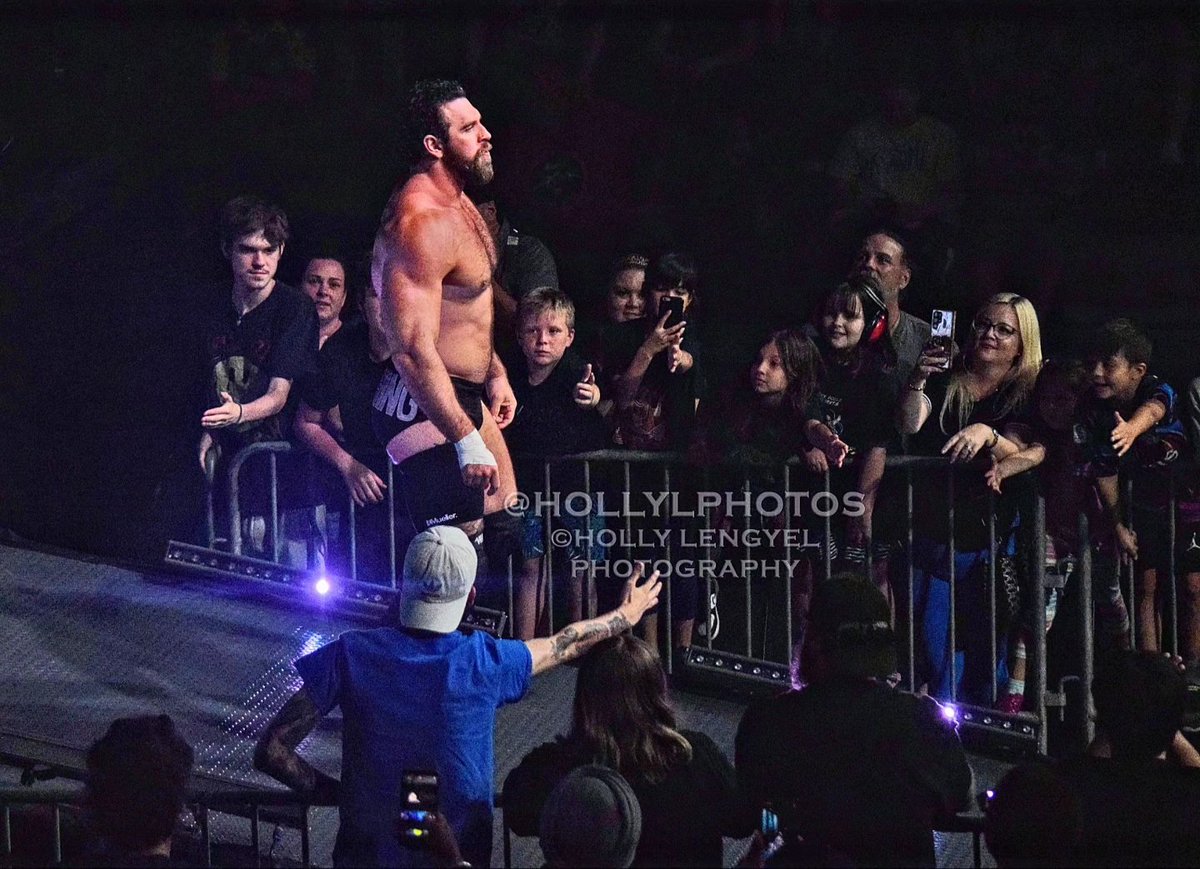 HollyLPhotos's tweet image. Welcome back to @IMPACTWRESTLING @JakeSomething_ 

#impactwrestling #jakesomething #stclaircollege #prowrestling #professionalwrestling #indywrestling #independentwrestling #photography #sportsphotography #nikon #hollylengyelphotography #hollyLphotos