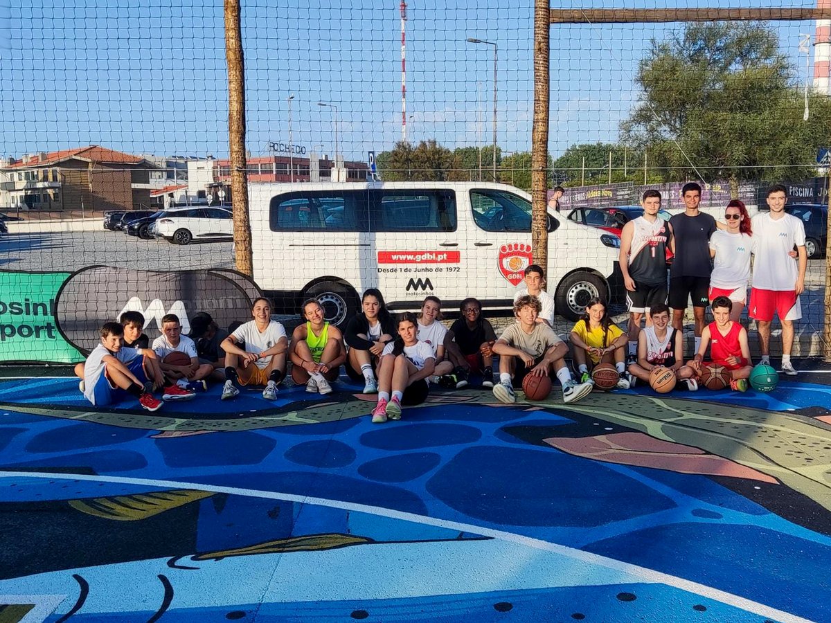 gdbleca's tweet photo. Aprende a Jogar Basquetebol dinamizado pelo Desportivo de Leça com a Matosinhos Sport - Empresa Municipal de Desporto junto à praia do Cabo do Mundo no GD Aldeia Nova. O melhor do verão 📷
....
#GDBL #basquetebol #aprendeajogarbasquetebol https://t.co/MRE3joSw6E