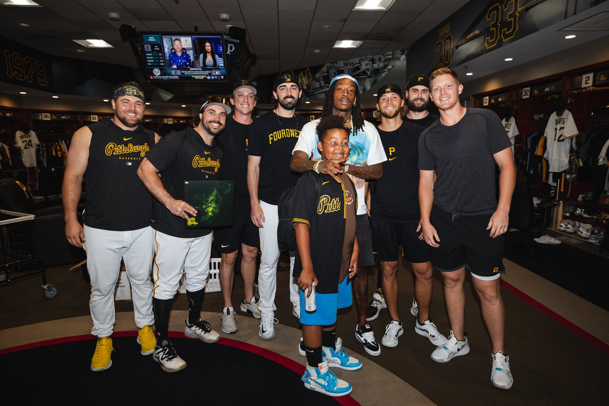 Pirates's tweet photo. You know what it is. https://t.co/6ufLFb9qq7