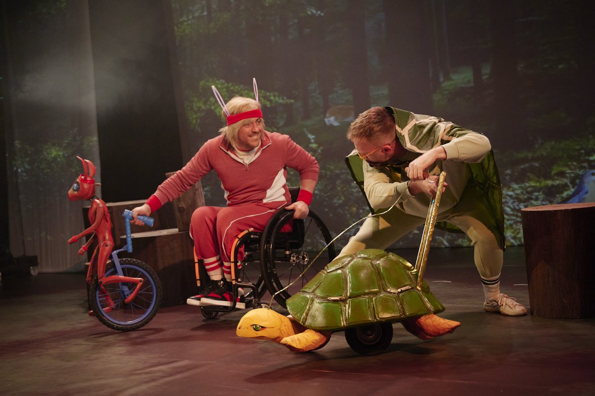 TullycorbetCC's tweet photo. "The Race" — an exciting new dance piece for children aged 4+ will be SCREENED in Tullycorbet Community Centre on Friday, 28th July at 6:30 p.m. Come along for this really fun, interactive show. Admission FREE &amp; refreshments served. All children MUST be accompanied by an adult. https://t.co/kSoKzMYqtG