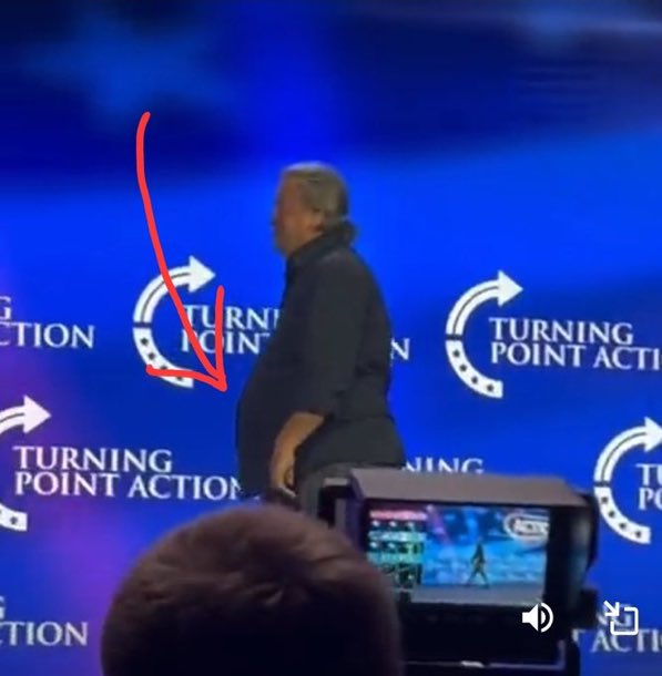 MsBishopsPants's tweet image. Steve Bannon is preparing to welcome 
Donald Jr Jr into the world. 

#whoseyourdaddy