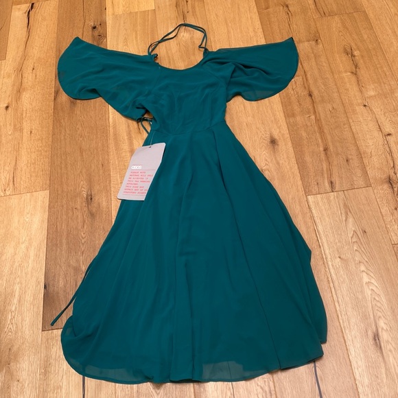 bethjpsu's tweet photo. So good I had to share! Check out all the items I'm loving on @Poshmarkapp from @kashi_style #poshmark #fashion #style #shopmycloset #freepeople #asos: https://t.co/cwAasznKeZ https://t.co/t8WZXe2TaH