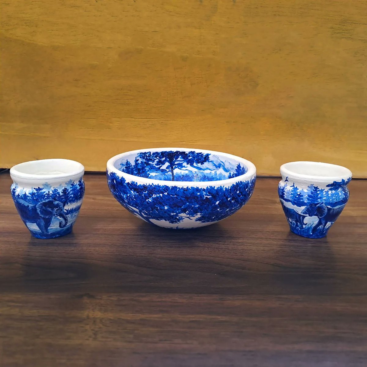 artbysitwat's tweet photo. Painted clay cups 🩵💙
#artbysitwatfatima #painter #ArtistOnTwitter #decoration #giftideas #gift #customizable #commissionsopen #artist #acrylicpainting #homedecor #artdeco #shelfdecor https://t.co/zHkwEBmgj2