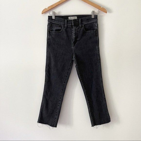Moni98422873's tweet photo. So good I had to share! Check out all the items I'm loving on @Poshmarkapp #poshmark #fashion #style #shopmycloset #klesis #unbranded #madewell: https://t.co/dTEuHOUdVY https://t.co/CTa5zIaktP