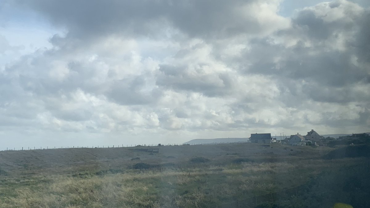 LudwigTails's tweet image. After watching the class 395s depart. I went back to platform 1 to catch the @SouthernRailUK #class171 805 back to Eastbourne as it was getting late. Bought a cookie too as I headed back.

#southernrail #southernrailuk #turbostar