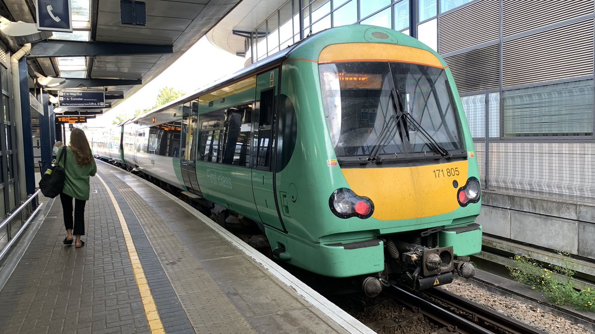 LudwigTails's tweet image. After watching the class 395s depart. I went back to platform 1 to catch the @SouthernRailUK #class171 805 back to Eastbourne as it was getting late. Bought a cookie too as I headed back.

#southernrail #southernrailuk #turbostar