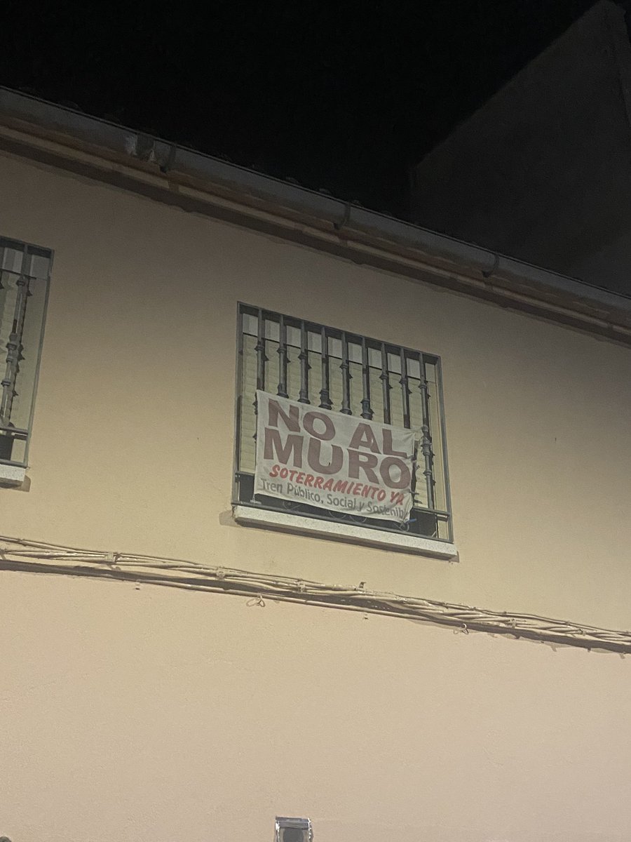 NOALMUROO's tweet photo. Los vecinos de Navalmoral lo piden y no los escuchamos!!!!!!! https://t.co/3FPwM4ChMA