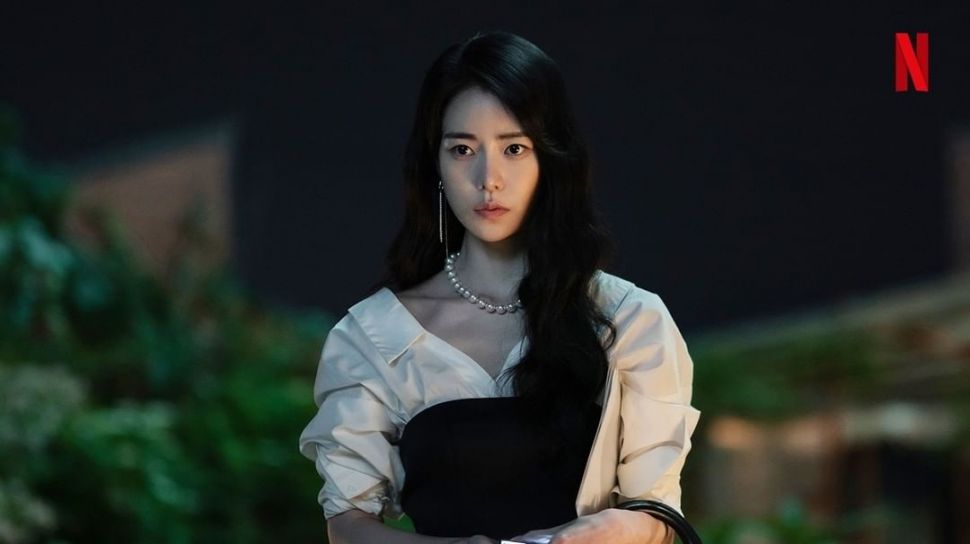 nadadanwarna's tweet photo. #LimJiYeon's busiest year

#TheGloryPart2 #LiesHiddenInMyGarden #NationalDeathPenaltyVote https://t.co/zcs44UFf7S