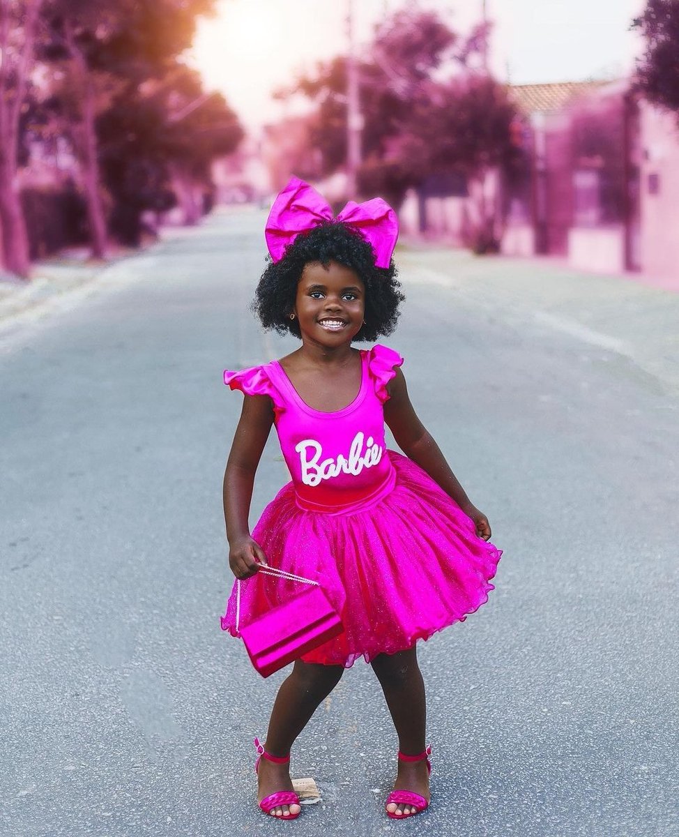 HaitianCapri's tweet photo. 🤎 She's absolutely adorable!! 🤎
#OurBlackIsBeautiful #BlackGirlMagic https://t.co/EjFmq339eV