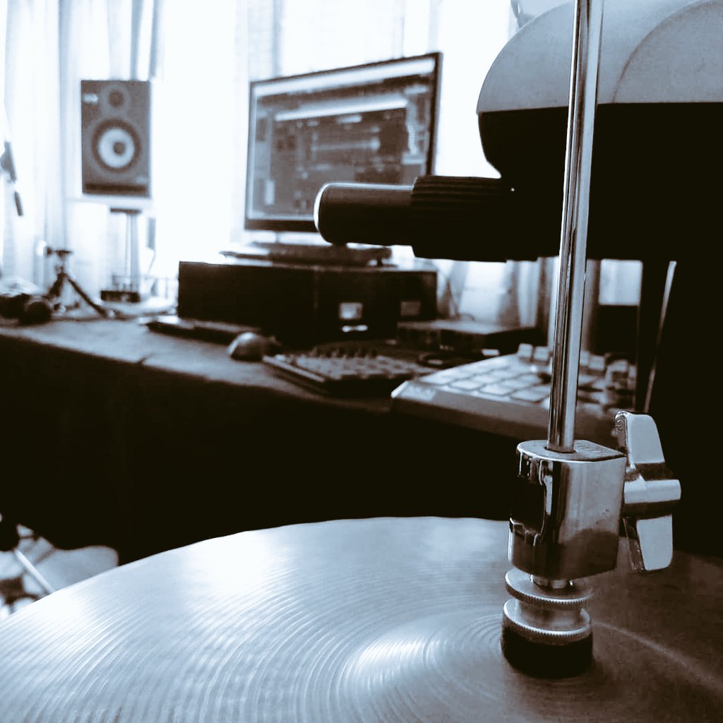 Tried getting your music on radio, streaming sites and online sores? 
Don't understand why it's not hitting the mark?

Hit us up for a consultation:
Email: metalloidlab@gmail.com
WhatsApp: +27 82 533 4909