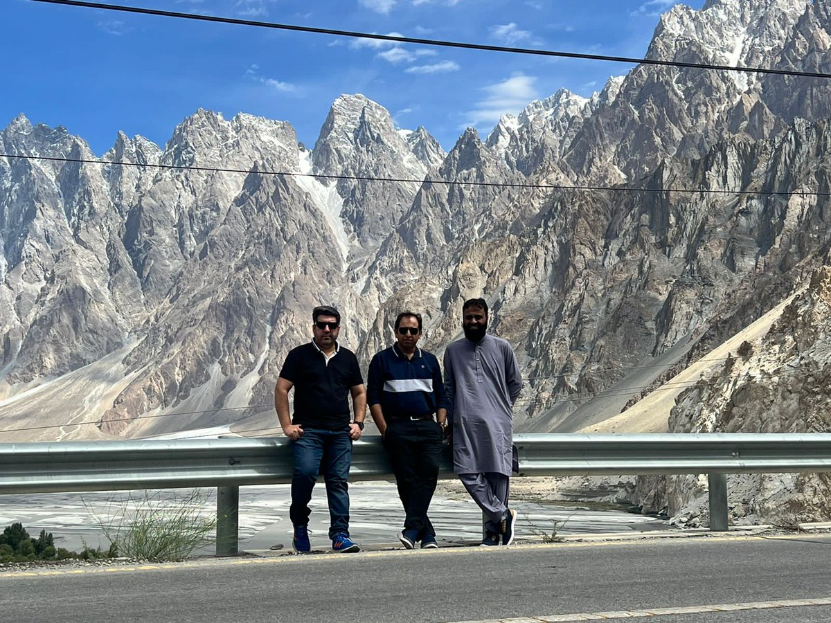 RT @ihsanshahid1407: Fun loving champs at Passu Cones,Hunza Gilgat Baltistan https://t.co/3Zd0NXYMys