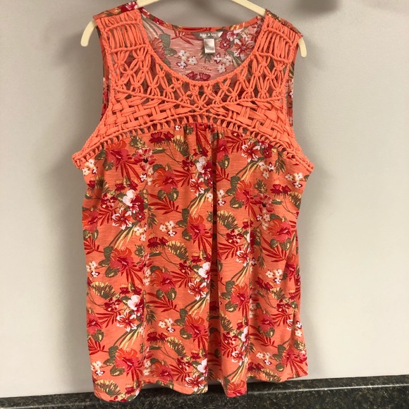So good I had to share! Check out all the items I'm loving on <a href="/Poshmarkapp/">Poshmark</a> #poshmark #fashion #style #shopmycloset #pol #whitestag: posh.mk/zJpVPgjHwBb