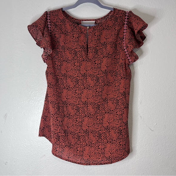 So good I had to share! Check out all the items I'm loving on <a href="/Poshmarkapp/">Poshmark</a> from <a href="/renarefers/">Rena</a> #poshmark #fashion #style #shopmycloset #primark # #papermoon: posh.mk/iR8fs2jHwBb