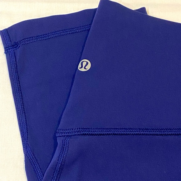 LobnerAnna's tweet photo. So good I had to share! Check out all the items I'm loving on @Poshmarkapp from @Jessica51260239 #poshmark #fashion #style #shopmycloset #hbyhalston #lululemonathletica: https://t.co/PbanG3S80H https://t.co/OxVZAjwlRh