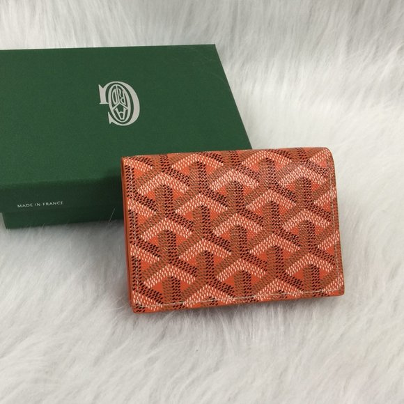 brookewick's tweet photo. So good I had to share! Check out all the items I'm loving on @Poshmarkapp from @pishposhposh808 #poshmark #fashion #style #shopmycloset #adamlevinecollection #goyard #lovelegend: https://t.co/5GBKIGJbA9 https://t.co/GPxMg6Sjbq