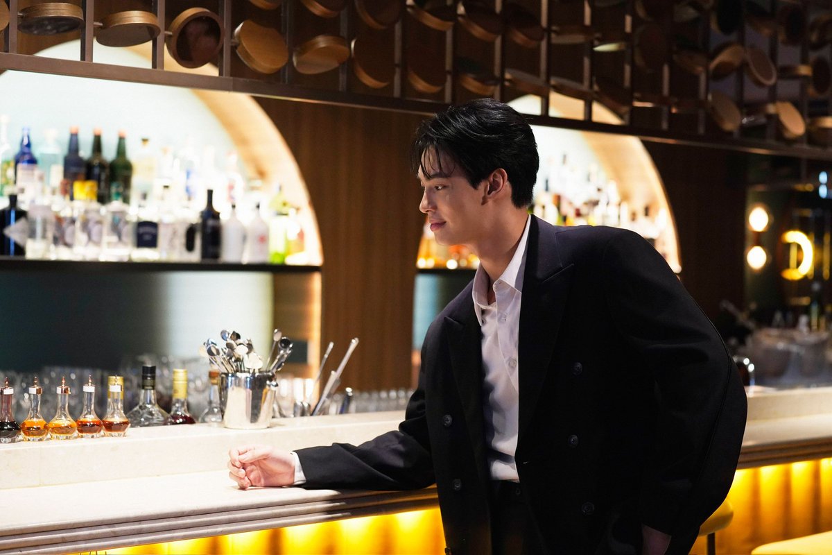 WINterSBP_'s tweet photo. <Under Parallel Skies> is a romantic film about a man struggling with a painful past. As he tries to move forward, he discovers that the woman in his life now has an incredible connection to the past. Filming began in June, covering outlying islands and some urban attractions in the old Hong Kong area.

https://t.co/cMeownNPiF

#winmetawin @winmetawin #snowballpower #UnderParallelSkies