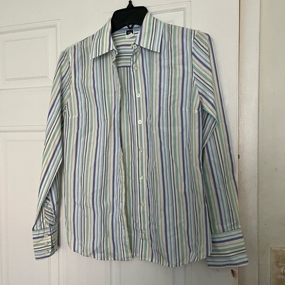 So good I had to share! Check out all the items I'm loving on <a href="/Poshmarkapp/">Poshmark</a> from <a href="/BELLADONNA25/">DONNA M CARBONE</a> #poshmark #fashion #style #shopmycloset #mossimo #thenorthface #jcrew: posh.mk/qeP6bXoHwBb