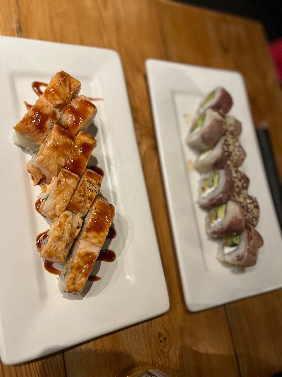 abrahamreyes90's tweet photo. I'm at Sushi Roll in Benito Juarez, Distrito Federal https://t.co/I2fyqeFzXz https://t.co/TpqfiTIahh