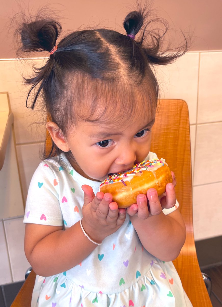 phailyy's tweet photo. she’s almost TWO sweet 😢🥹🍭🍬🍩🍰🎂 https://t.co/sm71QmhV0z