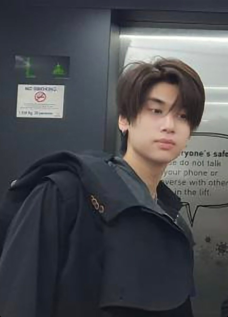 ppl0310's tweet photo. เอ็นดูเจ้าเด็กเพิ่งตื่น แต่ต้องมาถ่ายงาน 🤣🤣🤣 @dunknatachai https://t.co/1c93N50T8R