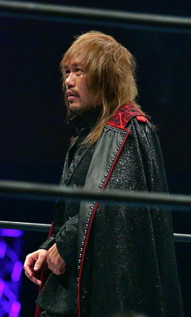 ニューウェーブのリーダーとして運命の呼び声を待つ。