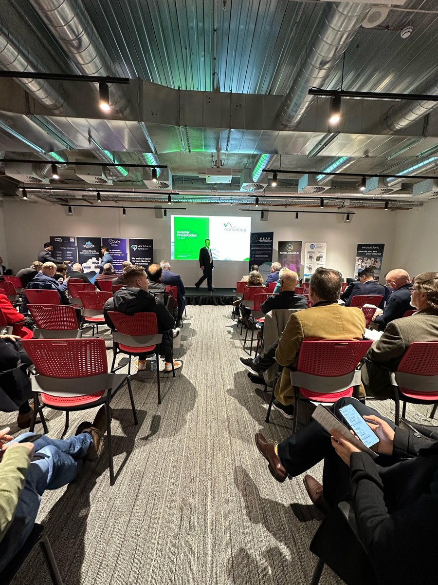 nanollose's tweet photo. ๐ธ Nanollose Non-Executive Director Winton Willesee provided a comprehensive overview of the company's business to the attendees at @PeakAsset1's Microcap Conference in Melbourne last week. #NC6 #PeakAsset #MicrocapConference #ASX https://t.co/MrlJsXImPe