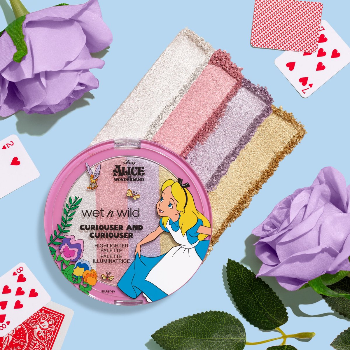 TheReviewWire's tweet photo. Take a tumble down the rabbit hole and get lost in the #AliceinWonderland x Wet n Wild Collection! 🐇☕️🎩🍰🃏🪄🫖🐁🍄💐⏱️🐈‍⬛🔮 

Shop palettes, sponges, brushes, highlighters, and more with free shipping on orders over $25! [ad] https://t.co/NBiyJn3erX #mondaymakeover https://t.co/AGj3Ezob5a