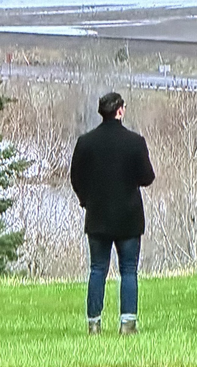 Brayden’s outfit is giving 2014 Pinterest #thebachelorette #BachelorNation