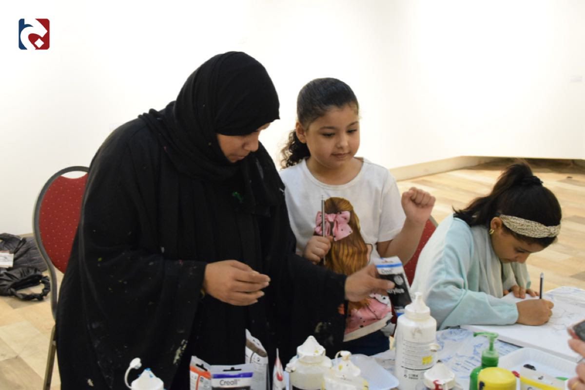 ورشة رسم حر للأطفال ب «ثقافة #الدمام».. وتشكيليات: توفير البيئة الداعمة «ضرورة»

سوزان الرمضان - تصوير: حسن الخلف - الدمام

- <a href="/suzradi/">سوزان الرمضان</a>
- <a href="/hassanalkhalaf2/">حسن الخلف</a> jehat.net/?act=artc&id=1…