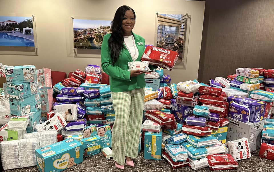SouthCentralAKA's tweet photo. South Central made an impact during the AKA 2023 Leadership Seminar w/ several service projects in Chicago.  We packed 10,000 Childhood Hunger Initiative Power Packs for students &amp; donated items for  "Love and Hug" bags for new moms. #AKA1908
#PathwaystoSOAR #WeAreSouthCentral https://t.co/POhQqMGg6O