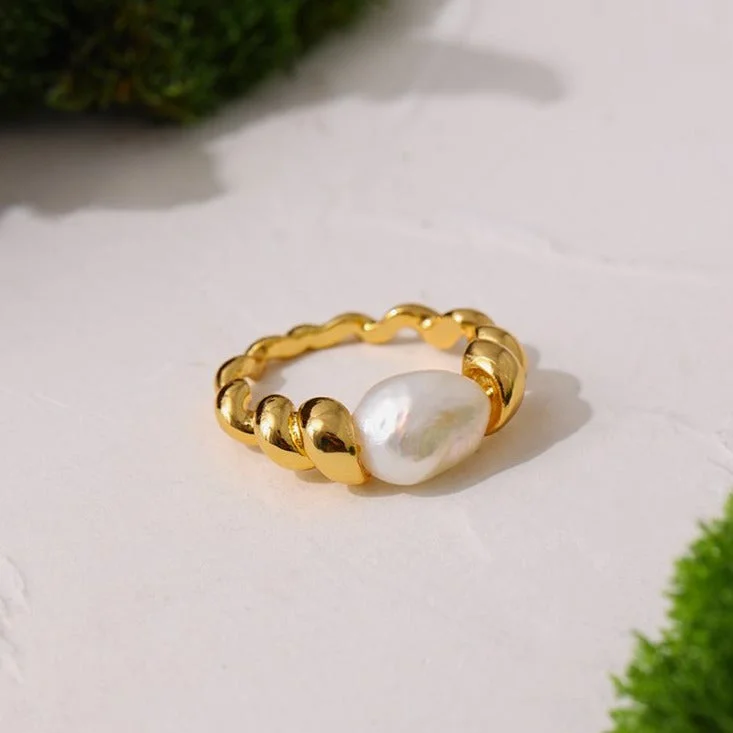 Natural Pearl 18K PVD Plated Ring
Buy Now >>> tinyurl.com/3nyhemhf
#ring #ringdesign #ringstyle #womensring #pearlring #fashionablering #ringlover