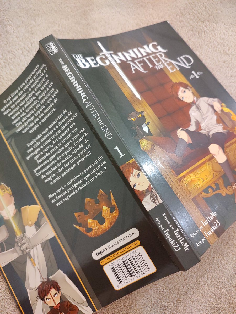 MangasBrasil's tweet photo. Confira, direto do Anime Friends 2023, as fotos do lançamento da @editoranewpop - The Beginning After the End volume 1.

Em andamento com 2 volumes.
Preço: R$69,90.

Sinopse: O rei Gray é um governante notável com um reinado próspero, mas, no entanto... https://t.co/NyZcJCNs9z