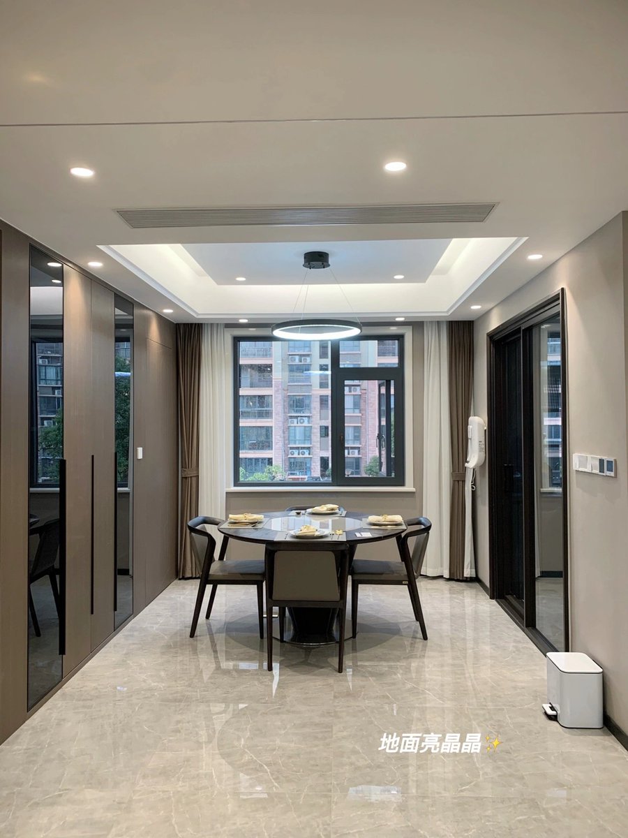 一般的に日常的に地面をきれいにする私は洗濯機と掃除機の人に任せてメンテナンスをしていますが、普段はほとんど拭かない断橋アルミ窓に積まれたほこりと網戸、大落下窓、トイレの黄ばむ隙間と油まみれの油煙機、これらは私にとって巨大な工事です🔥🔥🔥