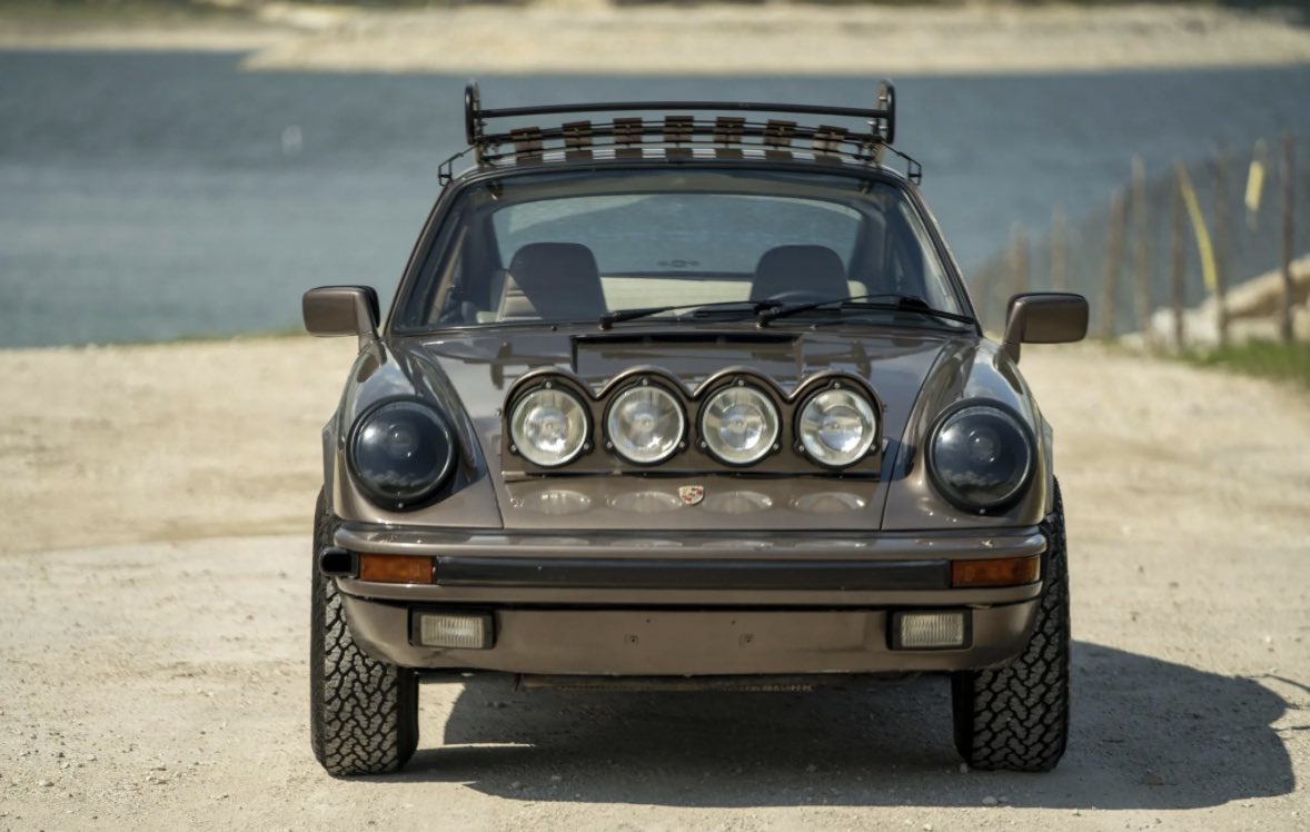 austinspearssfw's tweet photo. Dream car 🥵🥵 https://t.co/zDPBFx3gUf