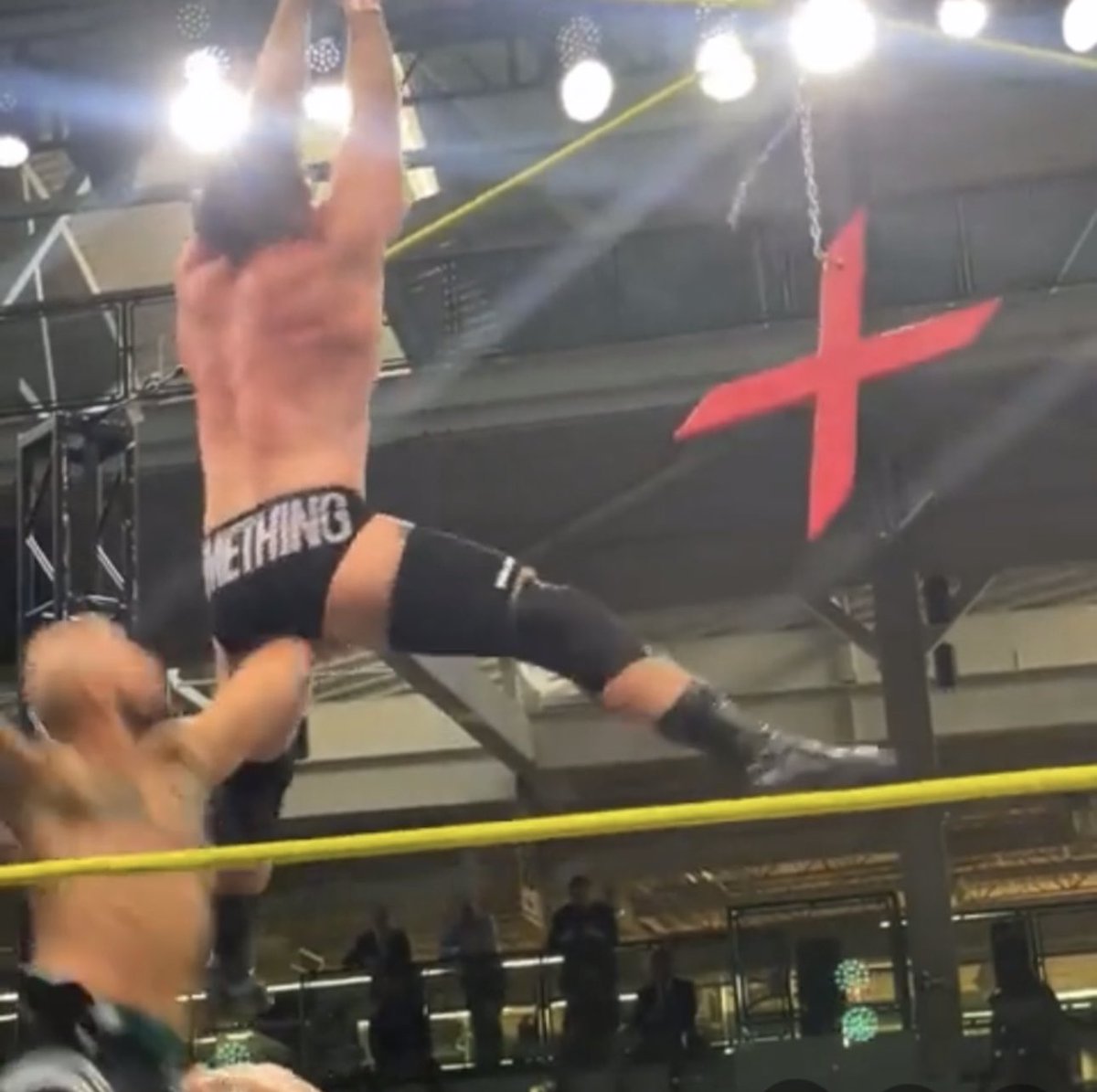 JonnyShowtime's tweet photo. @JakeSomething_ I’m not sure if, how, what I should caption this. Either way…..awesome seeing you back!!!! https://t.co/50SFLEjAka