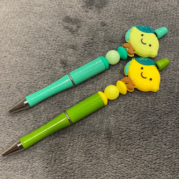 So good I had to share! Check out all the items I'm loving on <a href="/Poshmarkapp/">Poshmark</a> from <a href="/7221Franco/">Brittany</a> #poshmark #fashion #style #shopmycloset #notsure #adidas: posh.mk/5ZUlH79pwBb