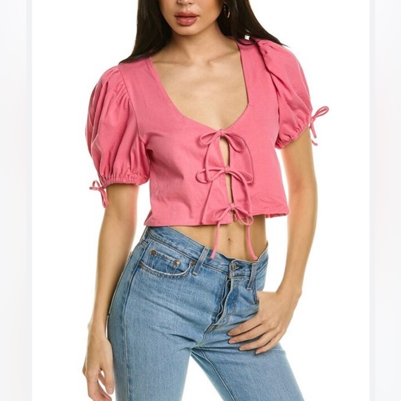 ShelleyB326's tweet photo. So good I had to share! Check out all the items I'm loving on @Poshmarkapp from @alysonl05764504 #poshmark #fashion #style #shopmycloset #freepeople: https://t.co/mHTSgF4AE5 https://t.co/4ro569NBhE