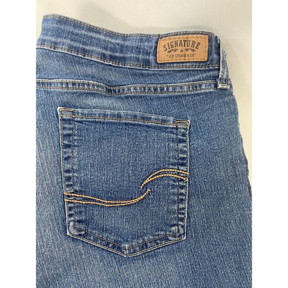 So good I had to share! Check out all the items I'm loving on <a href="/Poshmarkapp/">Poshmark</a> #poshmark #fashion #style #shopmycloset #torrid #hbyhalston #levis: posh.mk/EswtywdqwBb