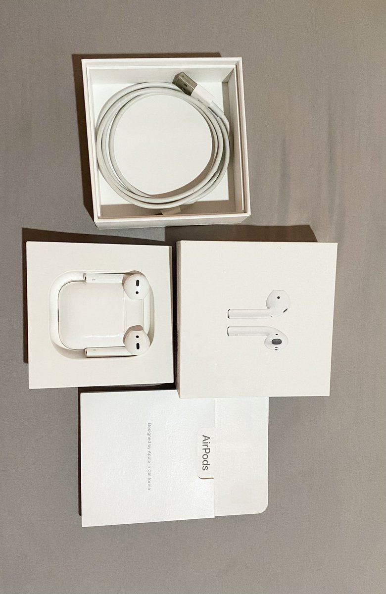 kkridsa's tweet photo. ส่งต่อ AirPods gen2 2,000฿ ส่งฟรี
อ.เมืองตาก จ.ตาก
ใช้งานได้ปกติครับ อุปกรณ์ครบกล่อง 
ทั้งสองข้างเชื่อมต่อปกติครับ 
ประกันหมด ต่อรองได้ครับ

#airpodsของเเท้ #airpodsมือสอง #airpodsมือ2 #ส่งต่อairpods #airpods #แอร์พอต #แอร์พอด #แอร์พอดมือ2 #ส่งต่อแอร์พอต #ส่งต่อแอร์พอด https://t.co/OV8cSpuuA6