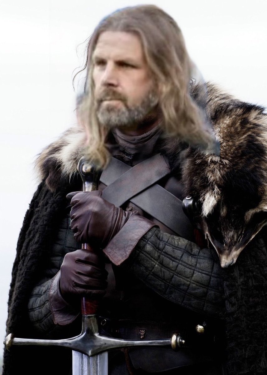FlewellMeOnce's tweet photo. @BrooksACarter Billy Napier, king of the north. @FloridaGators https://t.co/tBWiosweay