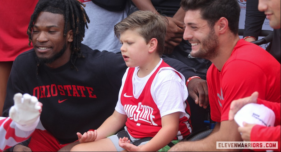 What started with 7-year-old Landon McChesney attending an Ohio State women’s basketball practice has grown into a partnership between Buckeye athletes and the LandOn A Cure Foundation, which raises money for kids battling rare genetic disorders. https://t.co/ZHKQsA0oZ5 https://t.co/0Z2a7XGXXF