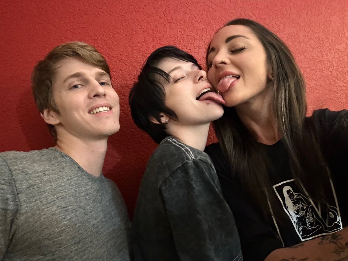 Eevie 🚀MIA 13-18🔥LA 19-22☀️ on Twitter: "Good job, team ♥️ way overdue! So grateful to connect