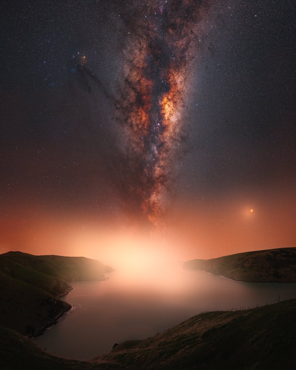 paulwilsonimage's tweet photo. my last astro nft on fnd, also the hero shot in my pinned tweet 💫

0.69 reserve for this beauty 
https://t.co/kU3WGZfwGL https://t.co/ZDbQEMjj6z