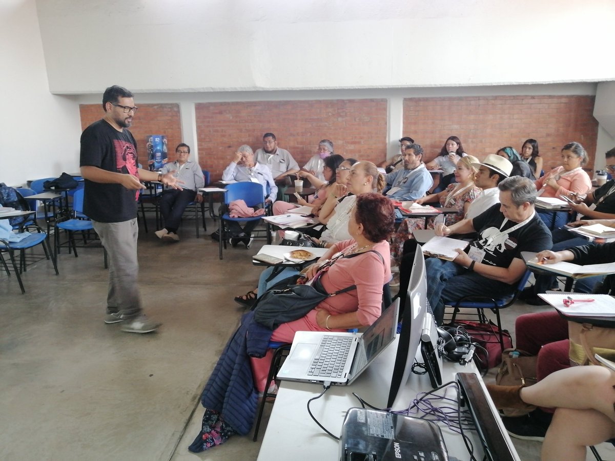 FPolticaCDMX's tweet photo. Estamos muy contentos de haber contado con su participación en nuestro taller de Comunicación Política.😃

Agradecemos su optimismo y ganas de seguir aprendiendo acerca de las nuevas tecnologías y medios de comunicación.🙌

Nos vemos pronto!✨ https://t.co/nZw8FPsBny