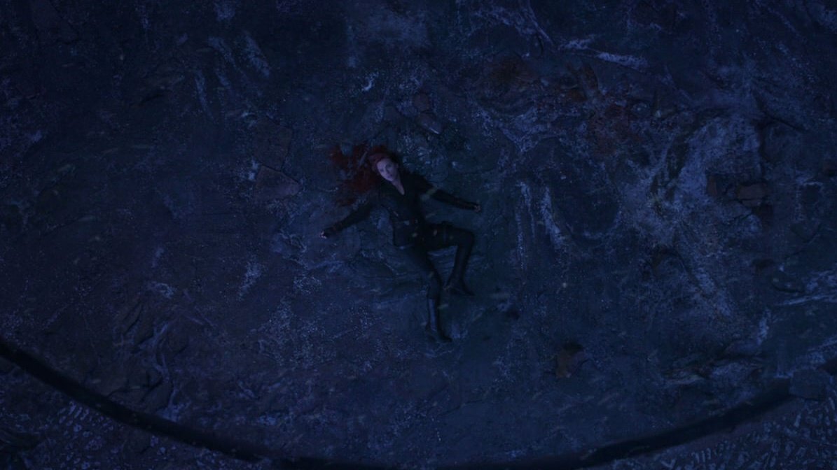 scarlyevans's tweet photo. pode passar o tempo que for eu NUNCA vou aceitar o que fizeram com a natasha em endgame. uma vingadora original q foi tratada com desdém por anos pra terminar morta e com um filme quase como prêmio de consolação. scarlett johansson merecia mais, natasha romanoff merecia mais. https://t.co/YtA69wAi9T